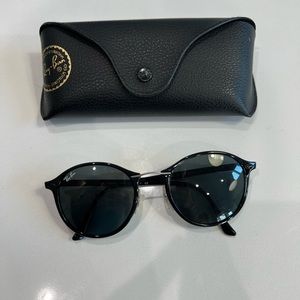 Blaze around Ray-Ban Sunglasses